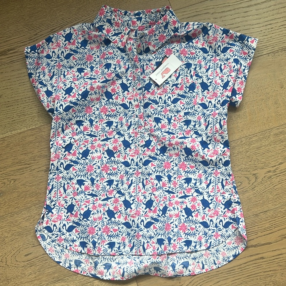 Vineyard Vines Bahama Otomi women’s button down short sleeve shirt. Size 4. NYT